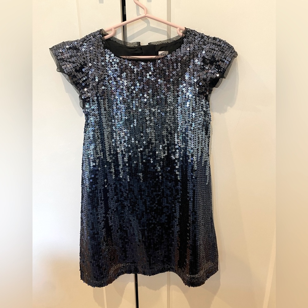 Gap Girls Sequin Ombré dress in blue, navy & black. Worn once. Small.